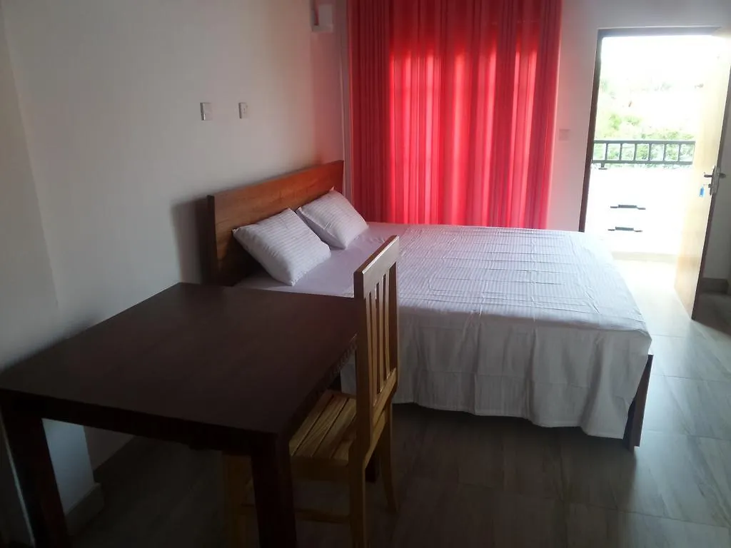 Good Luck Hotel Negombo Pensjonat